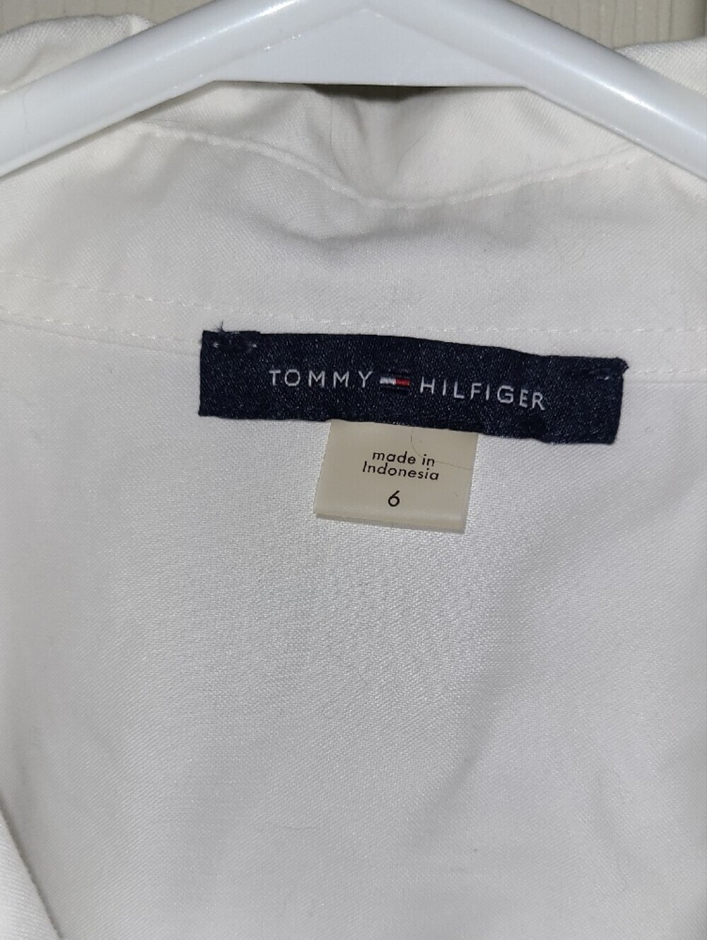COTTON Tommy Hilfiger White Button-Up Dress Shirt - Slim Silhouette - Picture 2 of 9